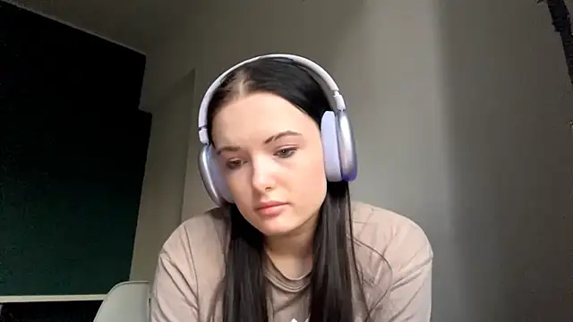 AmbientInvalid online show from 04.29.26
