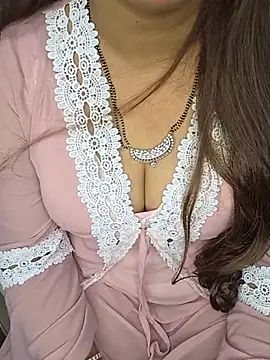 Snapshot of Dreamy_Gauri chatting on 08.02.26 Dreamy Gauri online show from 08.02.26