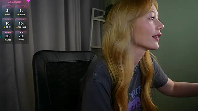  Mila Luna  online show from 05.02.26