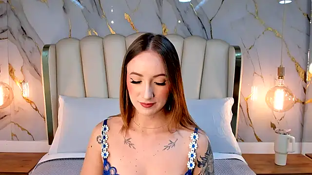 Snapshot of Hannah_Lane chatting on 07.26.26 Hannah Lane online show from 07.26.26