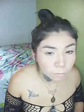 Snapshot of PequenaNena chatting on 06.14.26 PequenaNena online show from 06.14.26