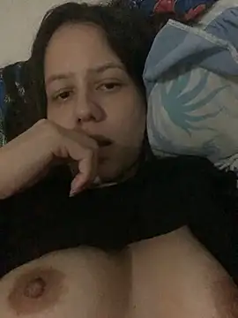caterinekess online show from 05.04.26