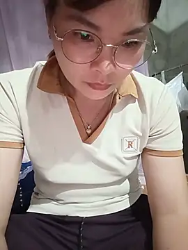 Hazel Nova online show from 07.06.26