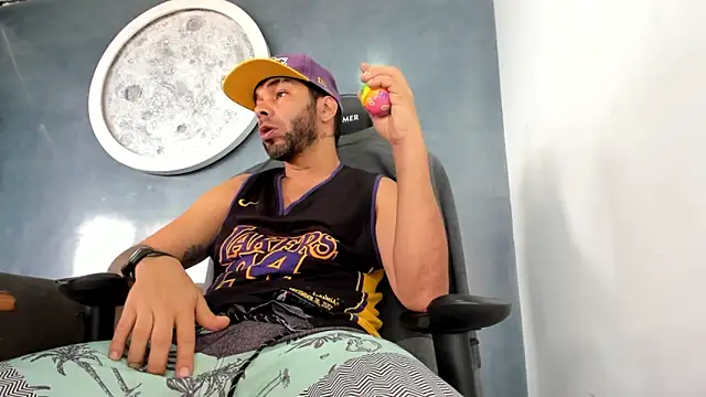 kevin collins76 online show from 05.06.26