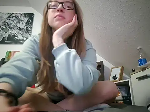 Freaky-Doll online show from 05.07.26