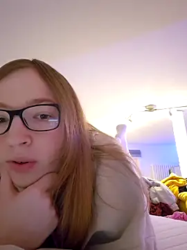 Freaky-Doll online show from 05.17.26