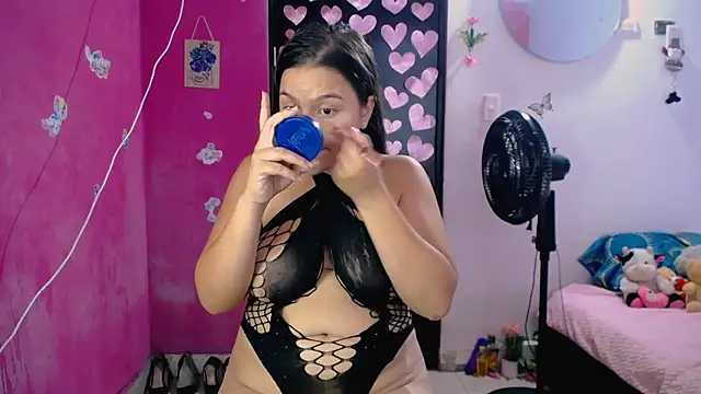 Kiara tits online show from 07.02.26