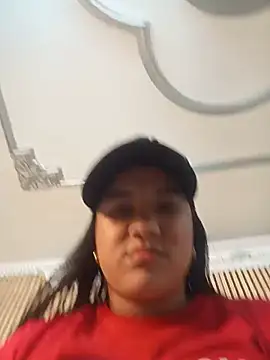 Snapshot of NATY_BUSTOS chatting on 05.22.26 NATY BUSTOS online show from 05.22.26