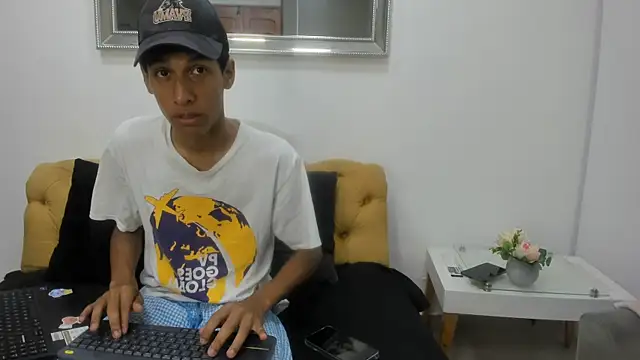Snapshot of Zane_Belville chatting on 06.05.26 Zane Belville online show from 06.05.26
