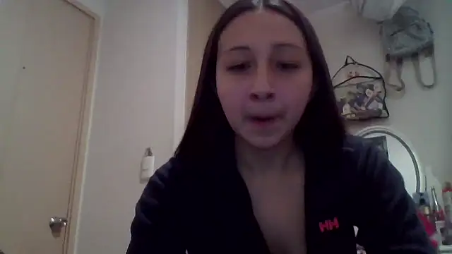 Snapshot of 010874 chatting on 07.12.26 010874 online show from 07.12.26