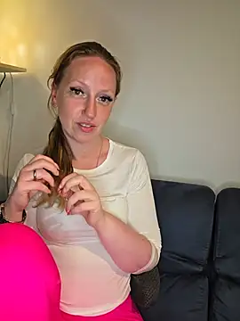 SweetGermanAlina online show from 05.28.26