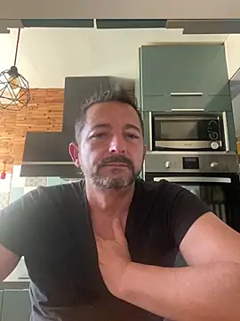 Snapshot of daddy3945 chatting on 05.22.26 daddy3945 online show from 05.22.26