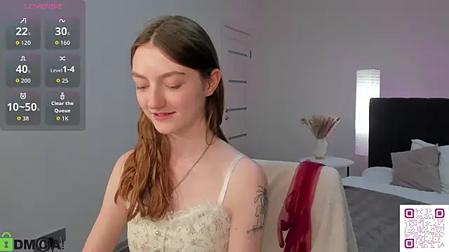 Snapshot of Valenora1 chatting on 05.19.26 Valenora1 online show from 05.19.26