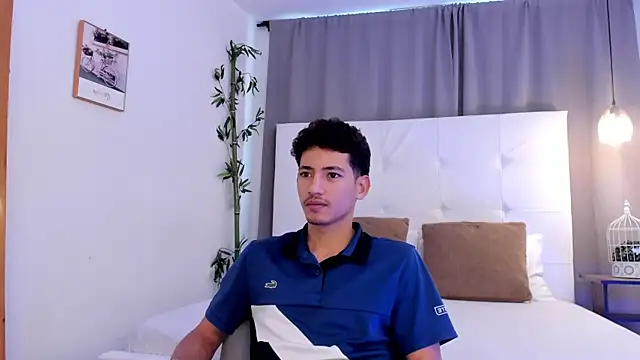 Snapshot of Alejo-and-Thiago chatting on 07.21.26 Alejo-and-Thiago online show from 07.21.26