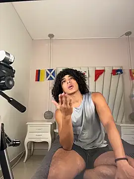 Snapshot of Taylor_gray7 chatting on 06.19.26 Taylor gray7 online show from 06.19.26
