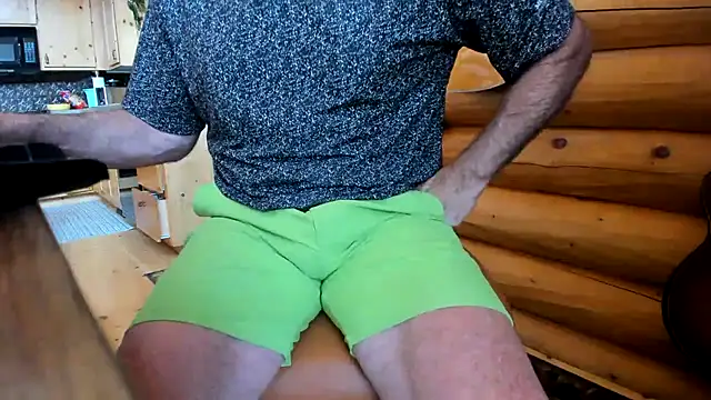 Snapshot of wobbleon chatting on 07.19.26 wobbleon online show from 07.19.26