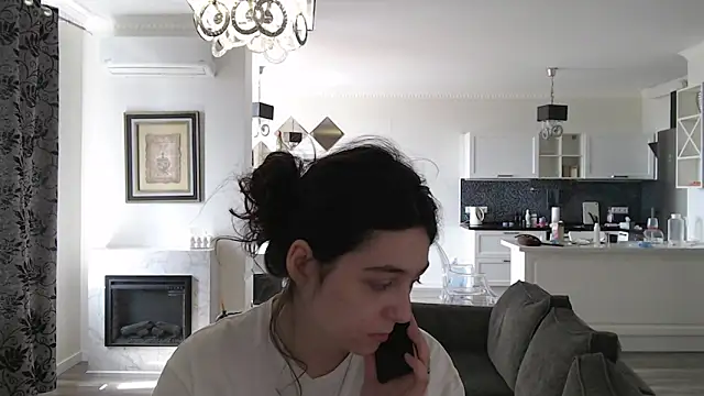 Snapshot of cute_lilia chatting on 05.08.26 cute lilia online show from 05.08.26