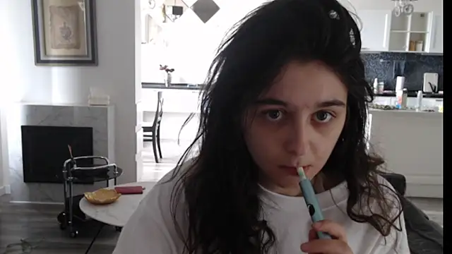 Snapshot of cute_lilia chatting on 05.12.26 cute lilia online show from 05.12.26
