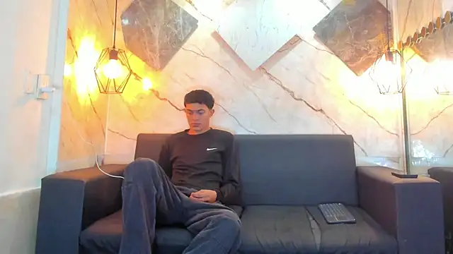 Snapshot of Yeff_26 chatting on 06.14.26 Yeff 26 online show from 06.14.26