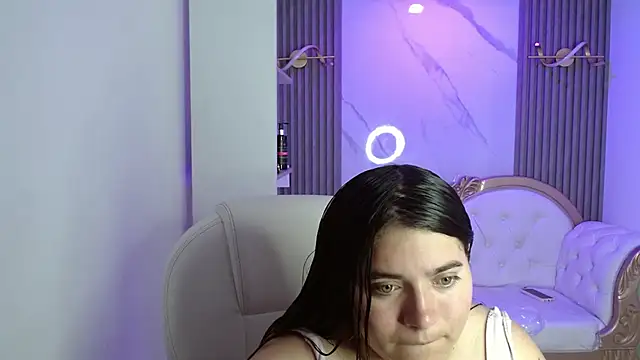 Laurha  online show from 06.01.26