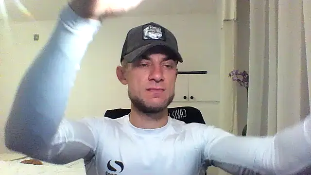 AlbertoVIP23 online show from 04.30.26