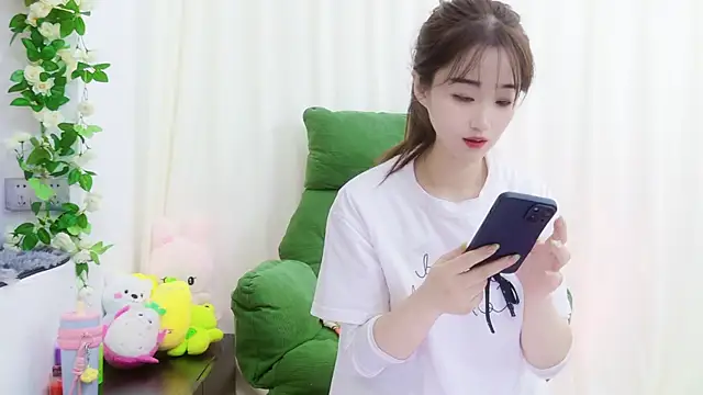 Snapshot of JJ8521 chatting on 06.18.26 JJ8521 online show from 06.18.26