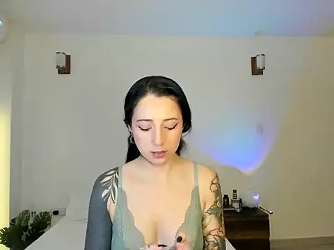 EvangelineLoveee online show from 07.09.26