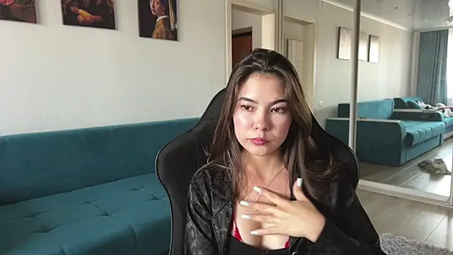 Ellewaay online show from 07.20.26