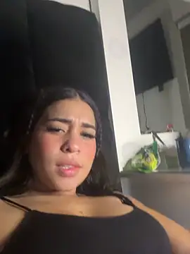 Snapshot of SussyFoxxx chatting on 05.14.26 SussyFoxxx online show from 05.14.26