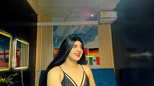 Snapshot of Gaby_Gil_ chatting on 06.18.26 Gaby Gil online show from 06.18.26