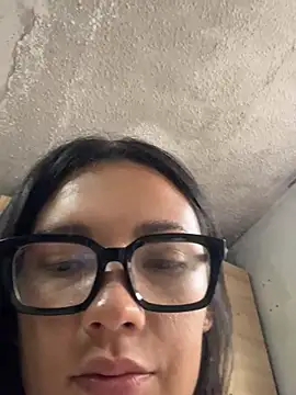Snapshot of sarita_hos chatting on 06.06.26 sarita hos online show from 06.06.26