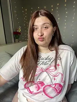 AureTease online show from 06.02.26