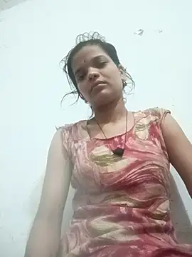 Snapshot of Student_garl_1 chatting on 05.31.26 Student garl 1 online show from 05.31.26