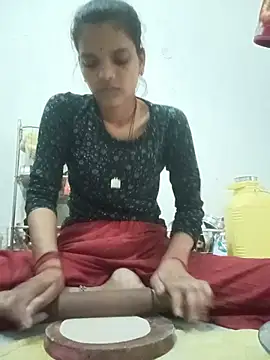 Student garl 1 online show from 07.02.26