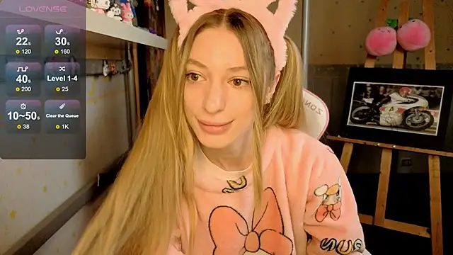 MiaMooonn online show from 06.05.26
