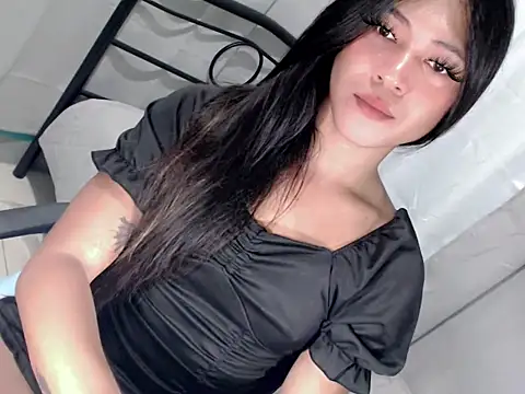 Ladymikaela online show from 05.20.26