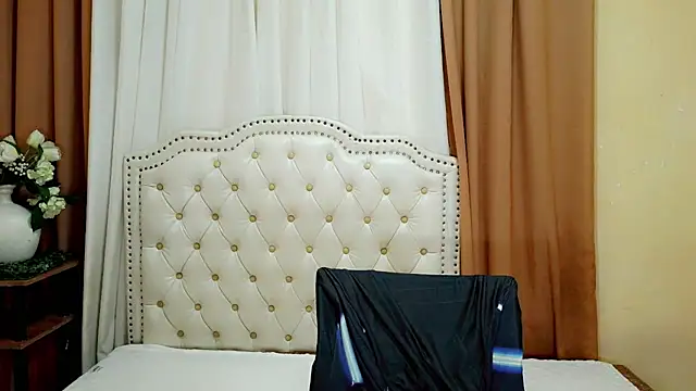 Ladymikaela online show from 07.18.26
