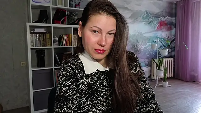Snapshot of Dana-Queendom chatting on 05.18.26 Dana-Queendom online show from 05.18.26