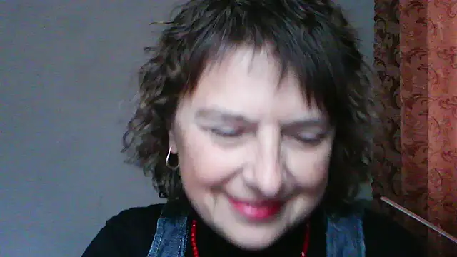 Snapshot of ElizabethGorden chatting on 05.31.26 ElizabethGorden online show from 05.31.26