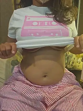 sluttytitties69 online show from 06.05.26