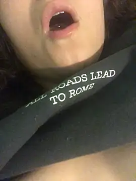 alexaparedes00 online show from 06.24.26