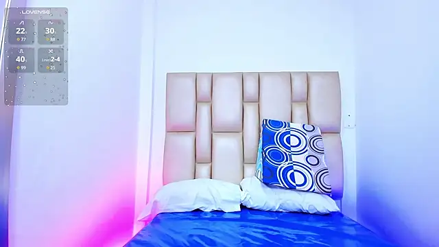 ErikaStar  online show from 05.18.26