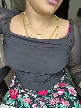 Snapshot of Tamil__Thara003 chatting on 06.21.26 Tamil Thara003 online show from 06.21.26