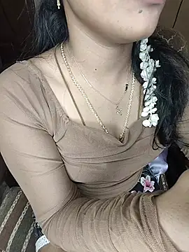 Snapshot of Tamil__Thara003 chatting on 06.23.26 Tamil Thara003 online show from 06.23.26