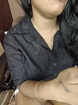 Snapshot of Tamil__Thara003 chatting on 08.01.26 Tamil Thara003 online show from 08.01.26