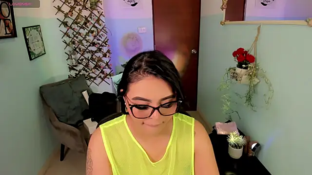 Snapshot of Margot_Robie chatting on 06.19.26 Margot Robie online show from 06.19.26