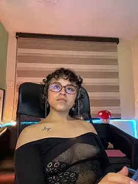 Lusiana   online show from 06.13.26