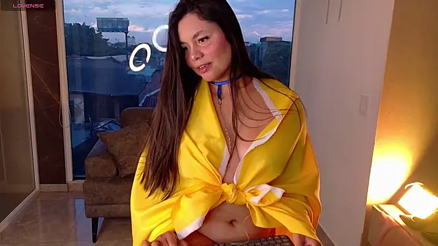 Eva-Apple online show from 06.17.26