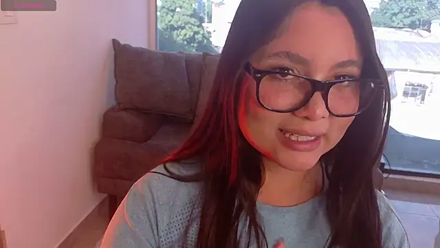 Eva-Apple online show from 06.19.26