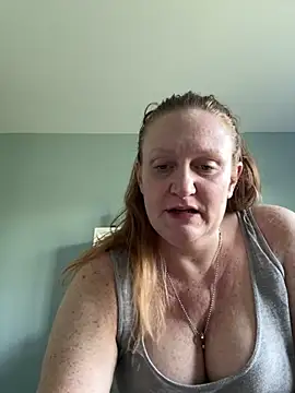 Snapshot of Kellilyn10 chatting on 06.01.26 Kellilyn10 online show from 06.01.26